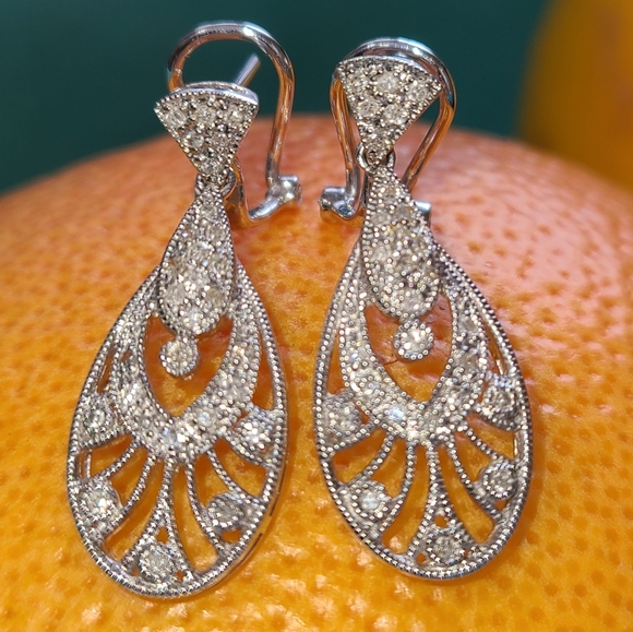 White 14K Gold with Dimonds earrings - Picture 5 of 16